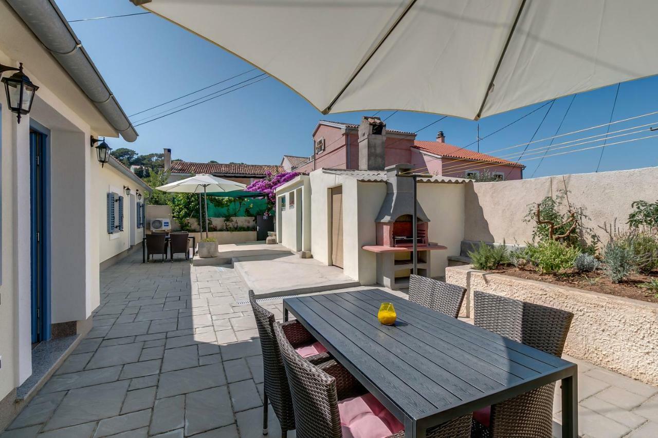 Apartments Relax Veli Lošinj المظهر الخارجي الصورة