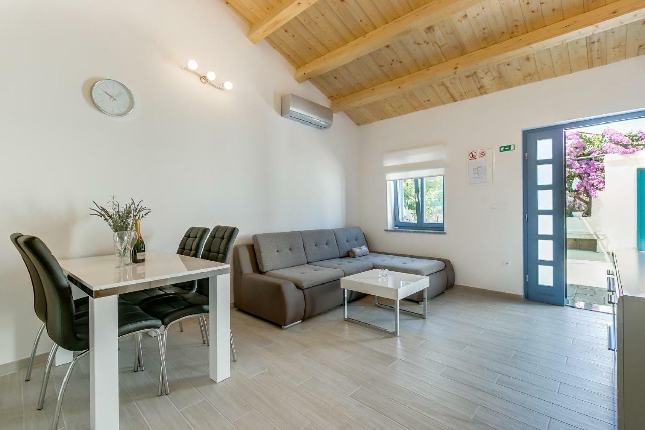 Apartments Relax Veli Lošinj المظهر الخارجي الصورة